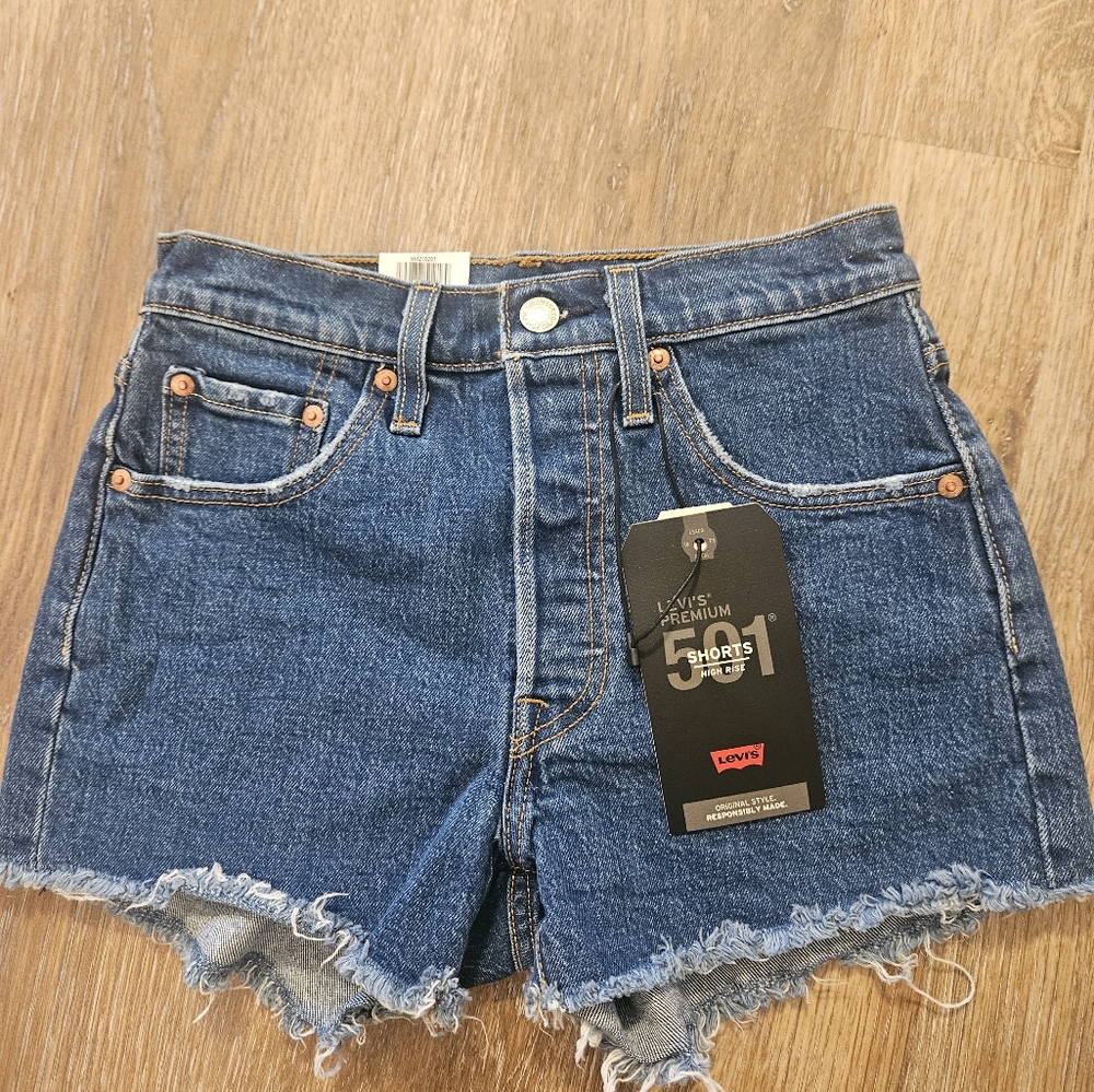 501 Levi Shorts
